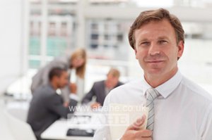 مدير مكتب معتمد COM