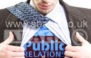 خبير في العلاقات العامة